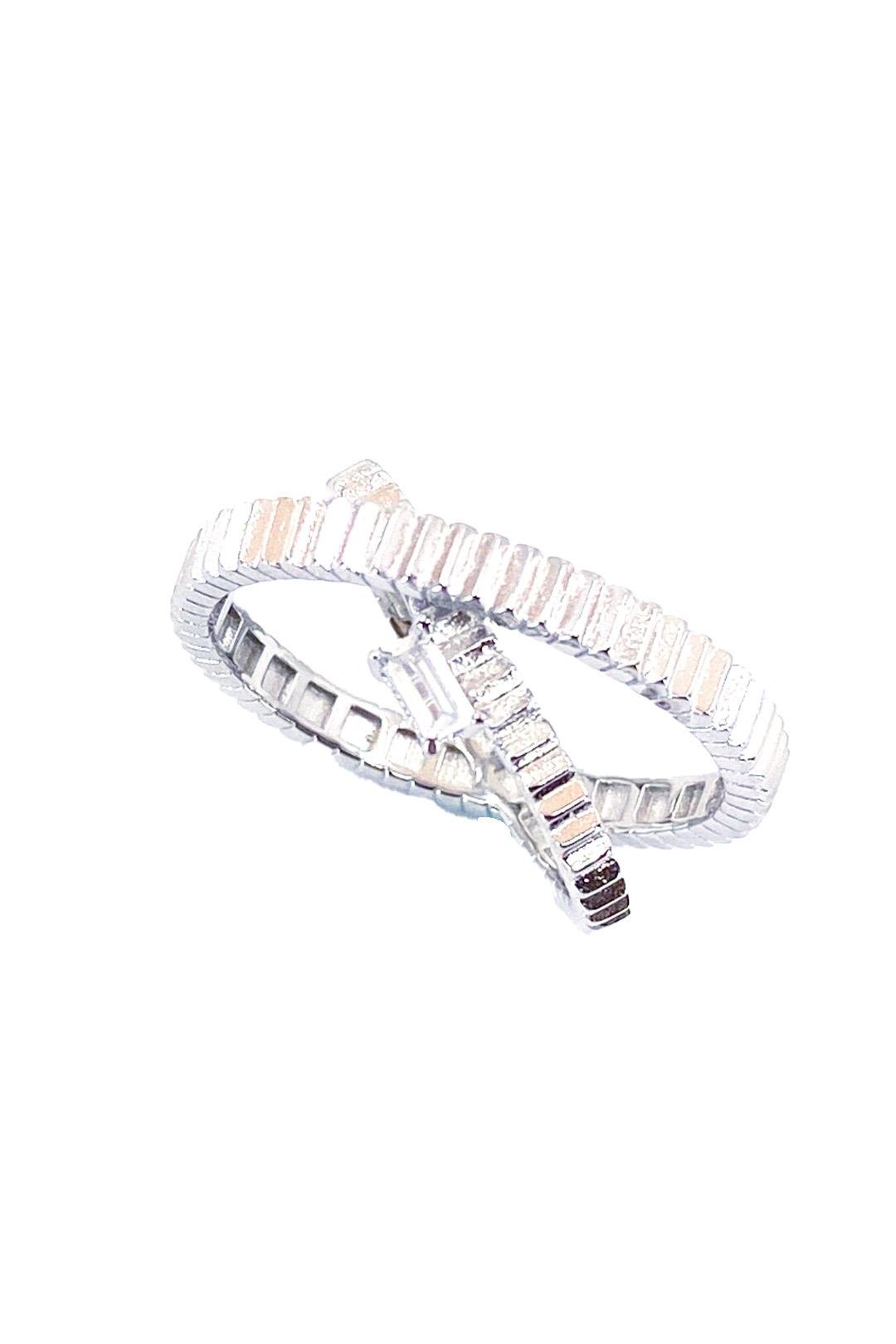 Baget Detay Tırtıklı İki Sıra Çapraz Gümüş Yüzük