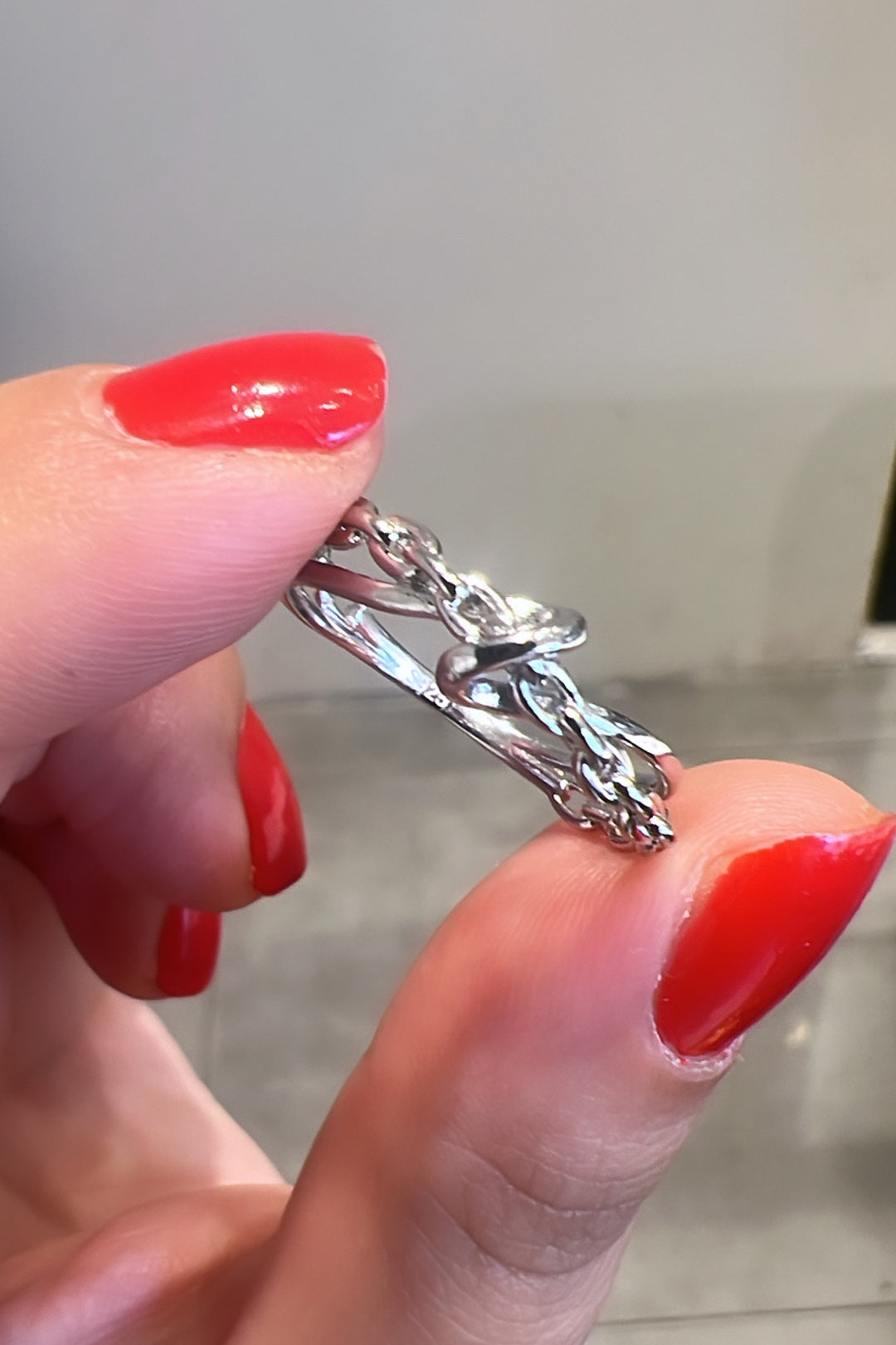 Taşsız Zincir Ve İnce Kıvrım İki Sıra Gümüş Yüzük