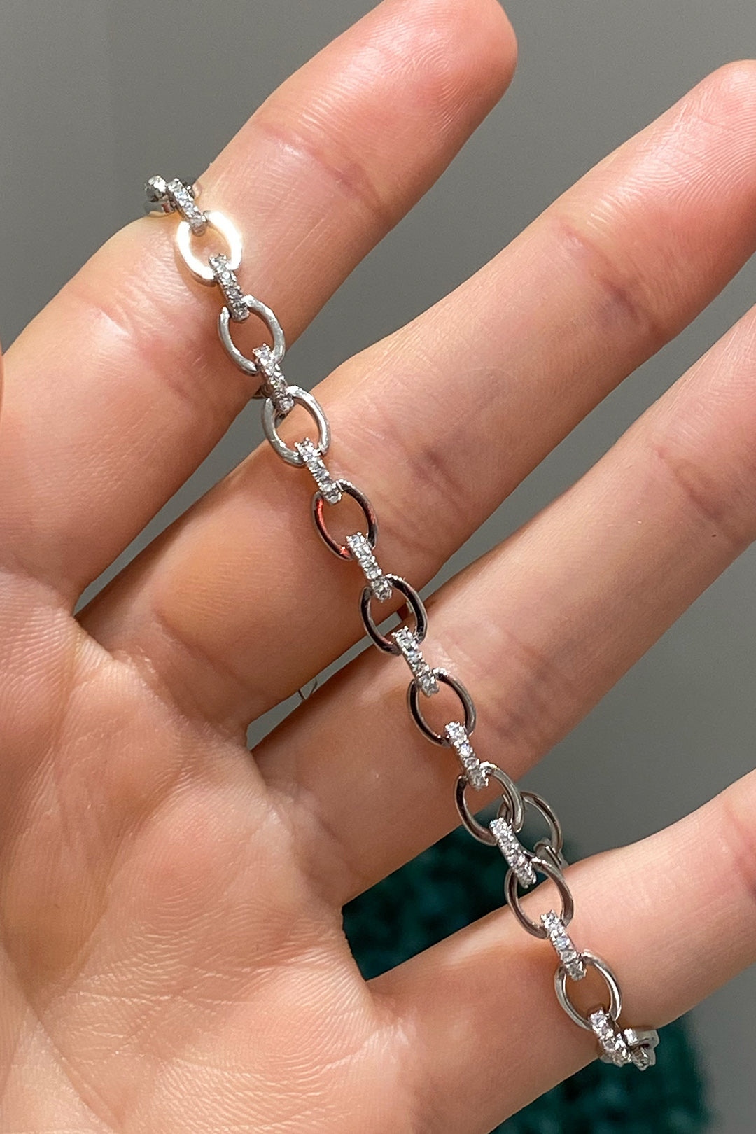Taşsız Yatay Oval Ve Dikey Taşlı Gümüş Bileklik
