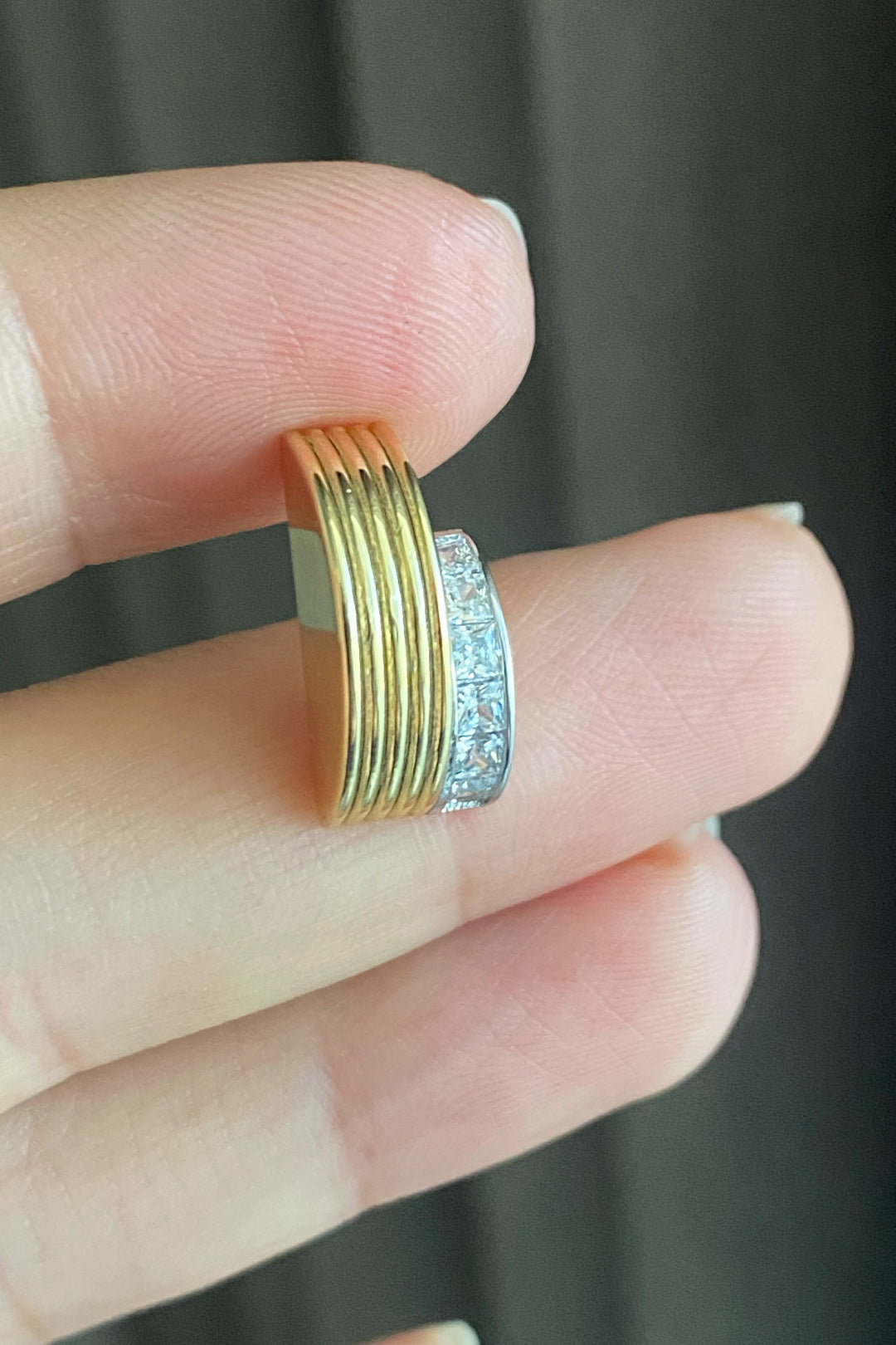 Taşsız Sıralı Ve Taşlı Mini C Gümüş Küpe