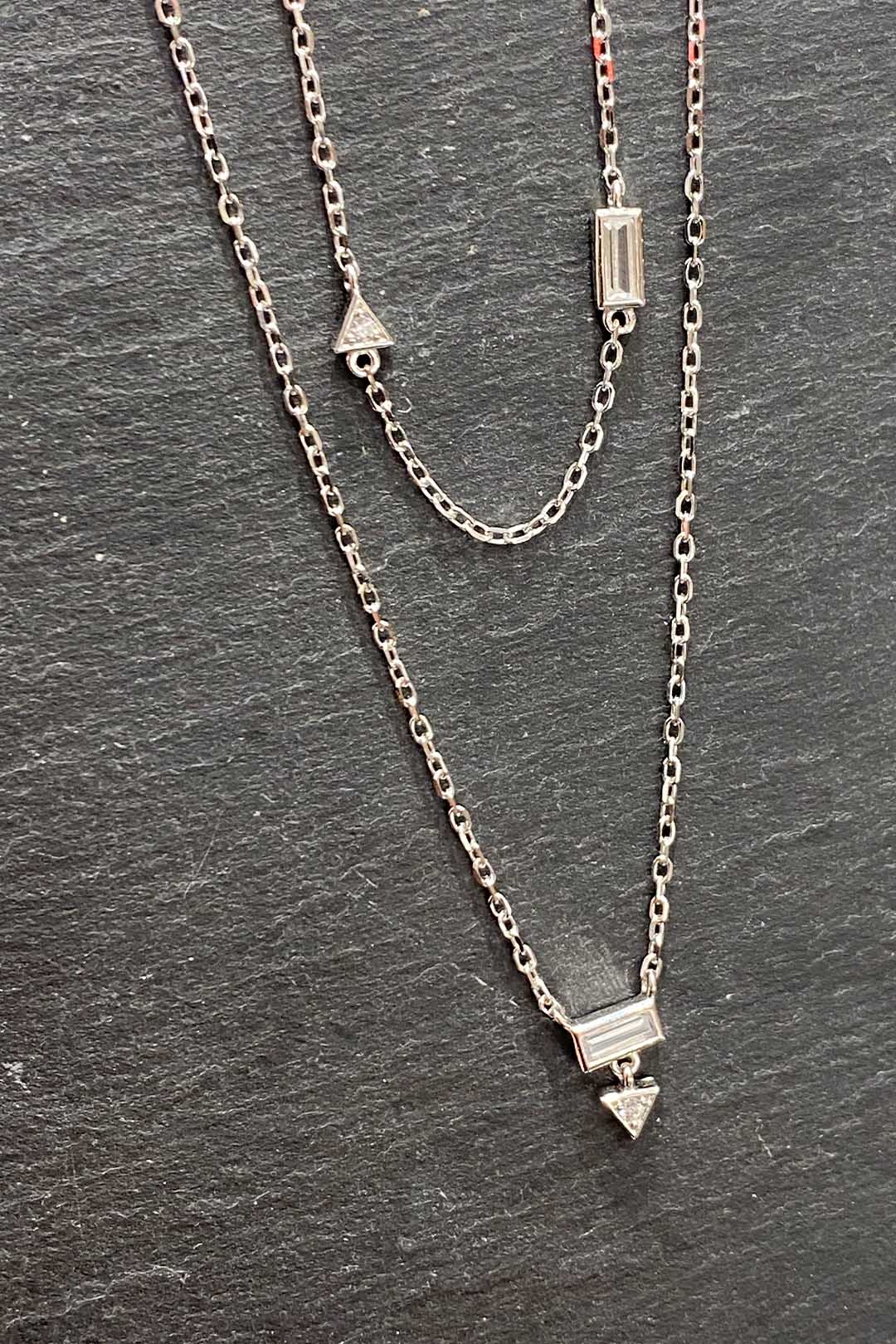 Mini Üçgen ve Baget İkili Gümüş Kolye