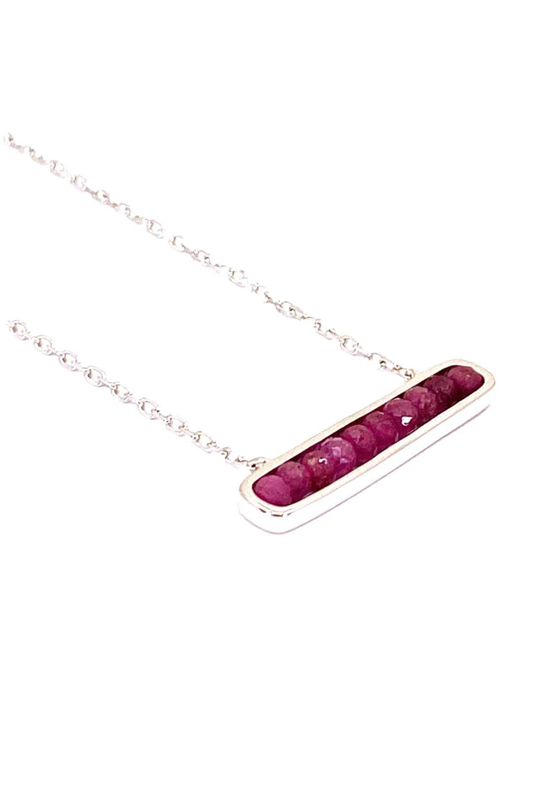 İçi Ruby Kristal Dikdörtgen Gümüş Kolye