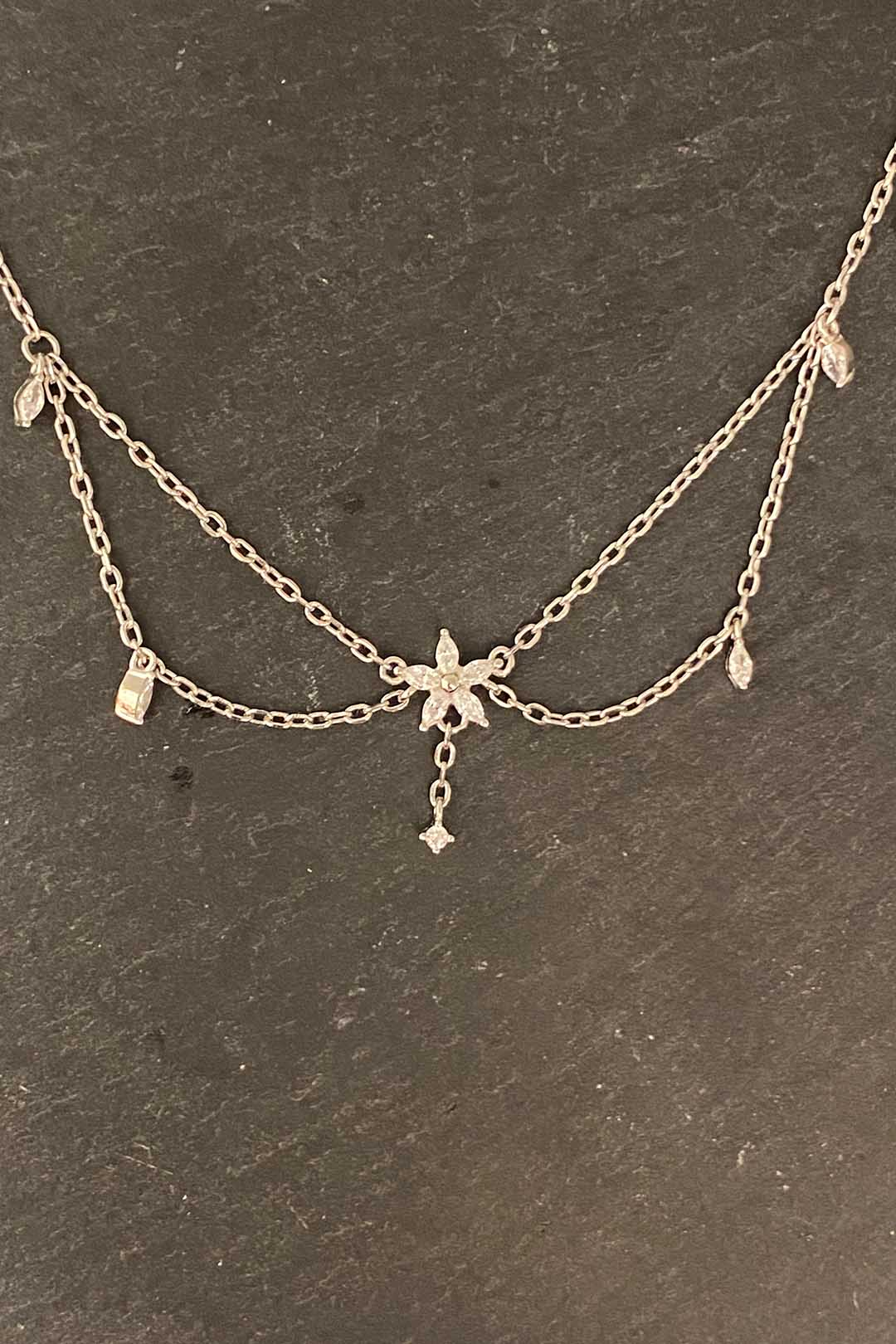 Beş Taş Sallantılı Papatya Gümüş Halhal