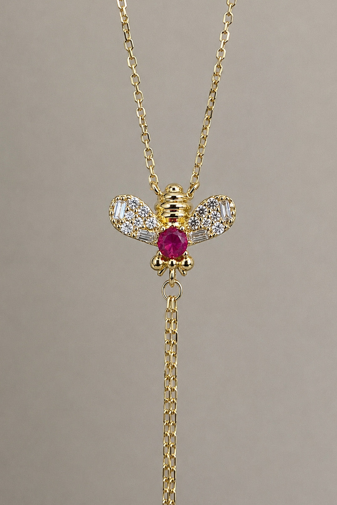 Ruby Arı Gümüş Şahmeran