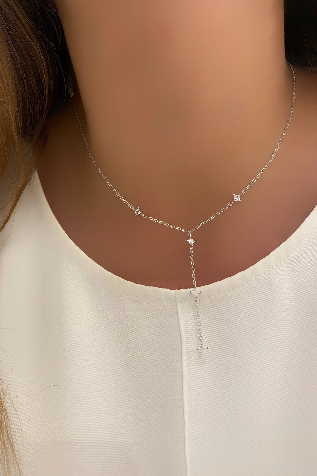 Beş Kare Taşlı Gümüş Y Kolye