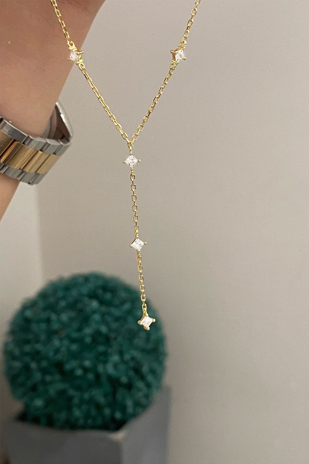 Beş Kare Taşlı Gümüş Y Kolye