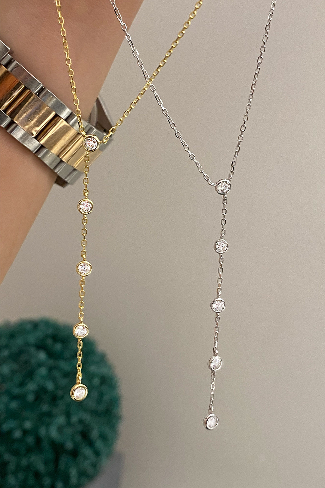 Aralıklı Beş Tohum Gümüş Y Kolye