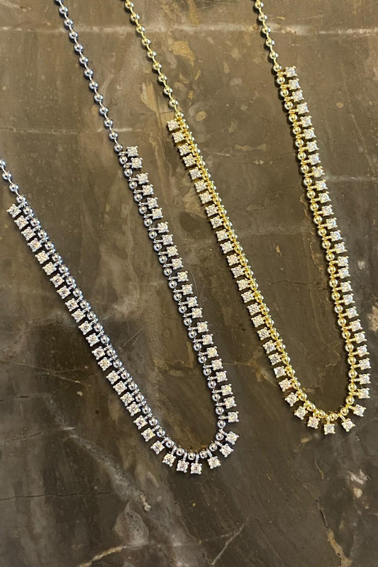 Mini Dört Tırnak Taş Sallantılı Top Zincir Gümüş Kolye