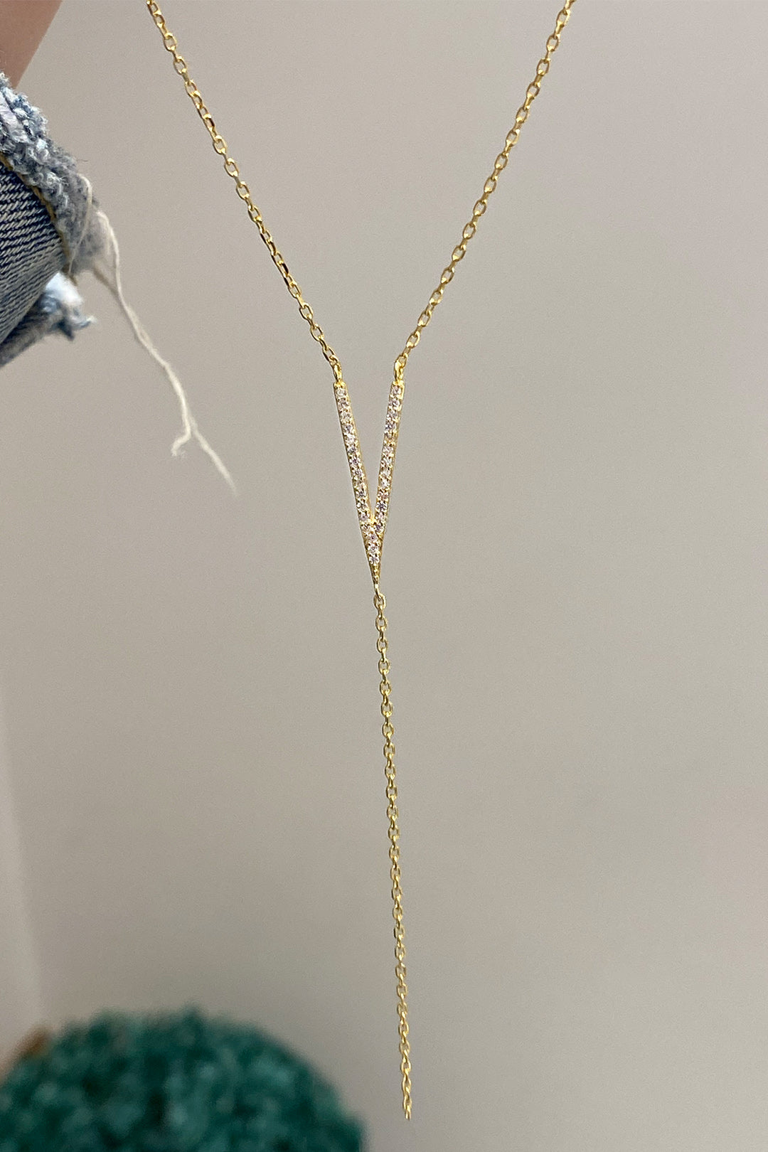 Taşlı V Gümüş Y Kolye