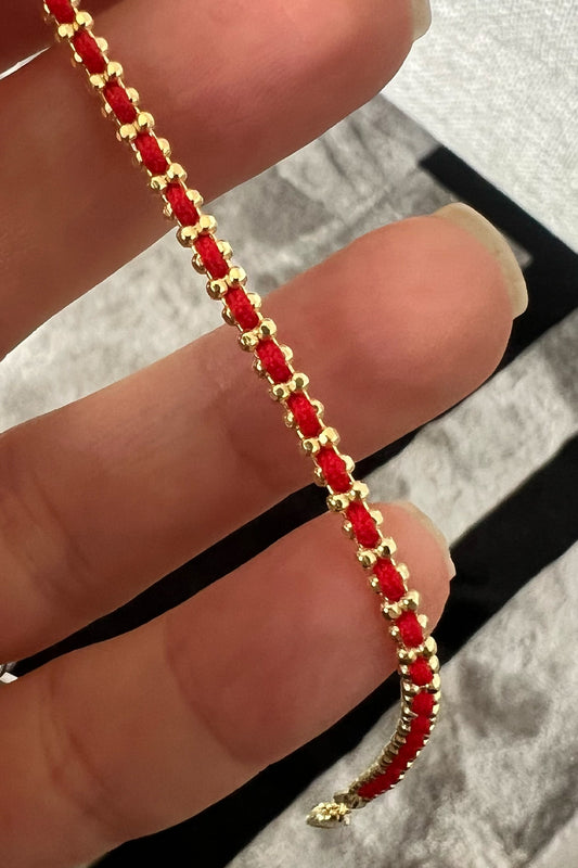 Top Ve Kırmızı İp Gümüş Bileklik