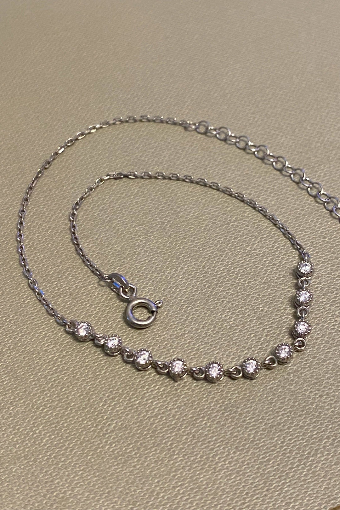 Tırtıklı On Yuvarlak Gümüş Halhal