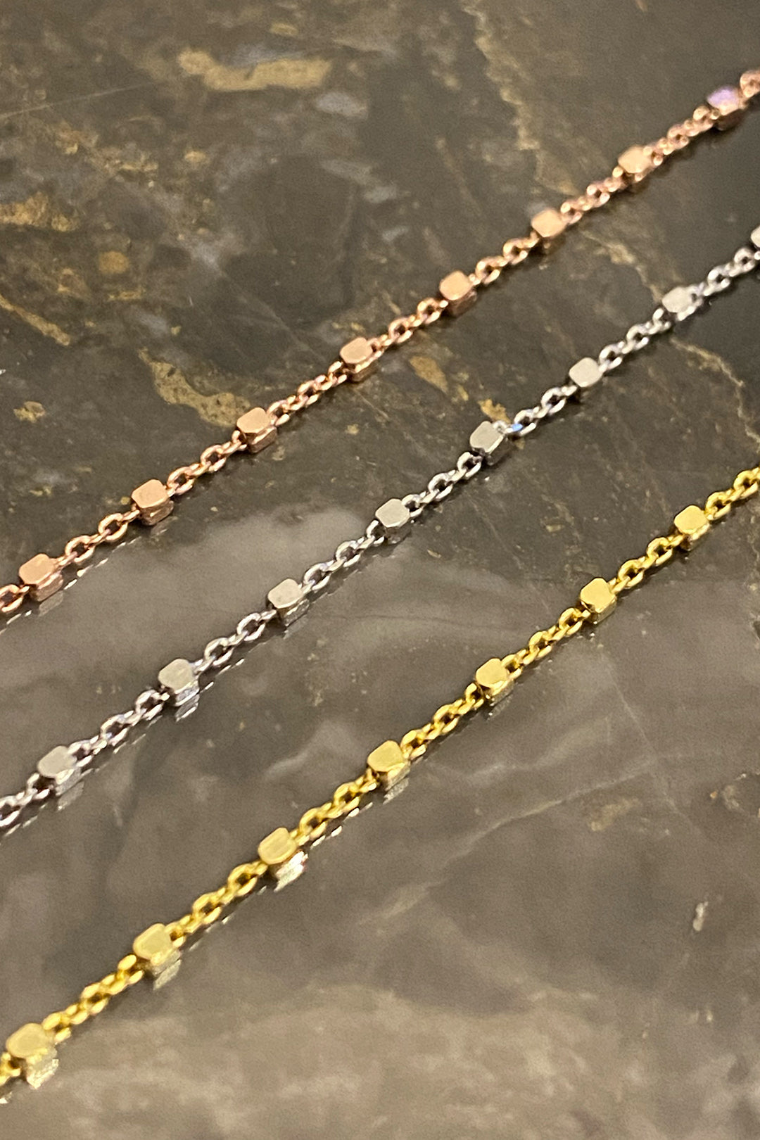 Aralıklı Kare Ve Forse Zincir Gümüş Halhal