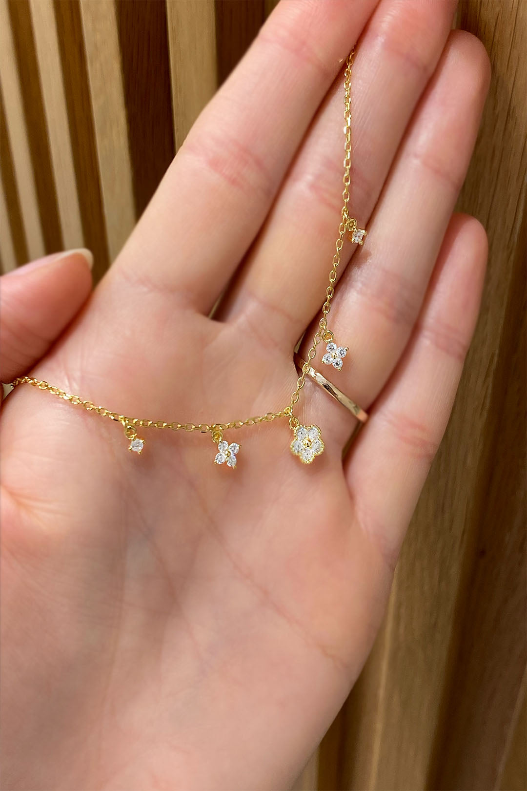 Tektaş Kare Papatya Sallantılı Gümüş Halhal