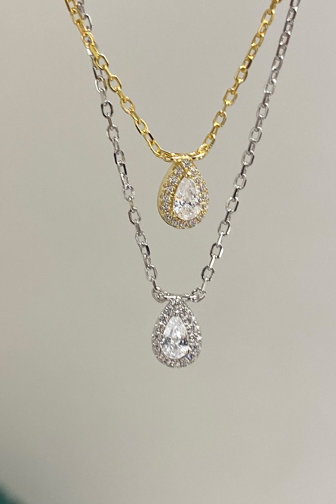 Beyaz Damla Montür Gümüş Halhal