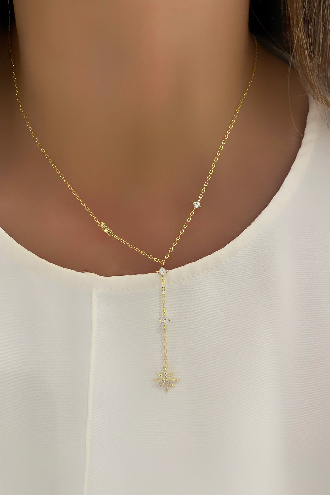 Kutupyıldızı Detay Dört Karo Gümüş Y Kolye