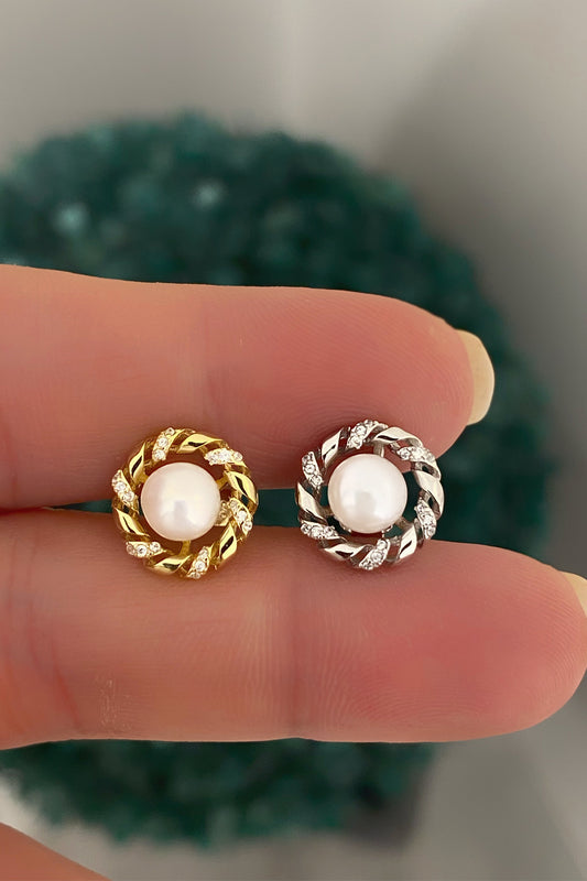 İnci Taşlı Spiral Çerçeve Gümüş Çivili Küpe