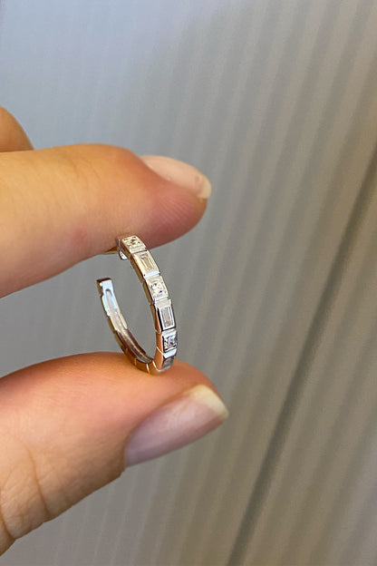 Minimal Kare Baget Gümüş Açık Halka Küpe