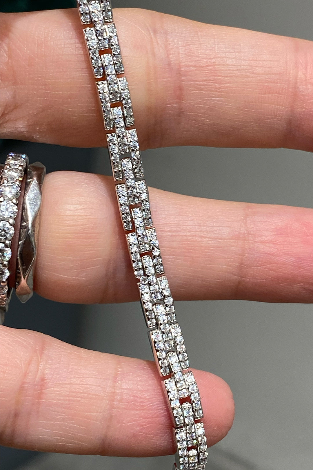 Taşlı Üç Sıra Çubuk Suyolu Gümüş Bileklik