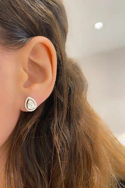 Damla Ve Montür Gümüş Çivili Küpe