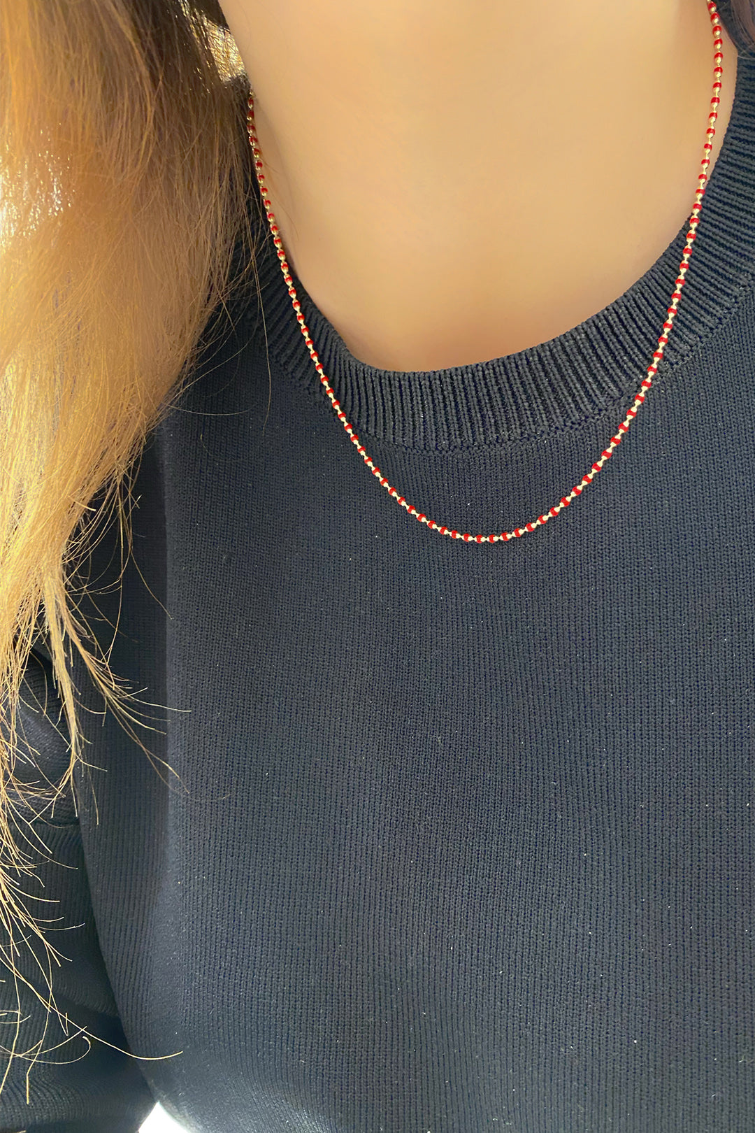 Kırmızı Mineli Top Gümüş Kolye