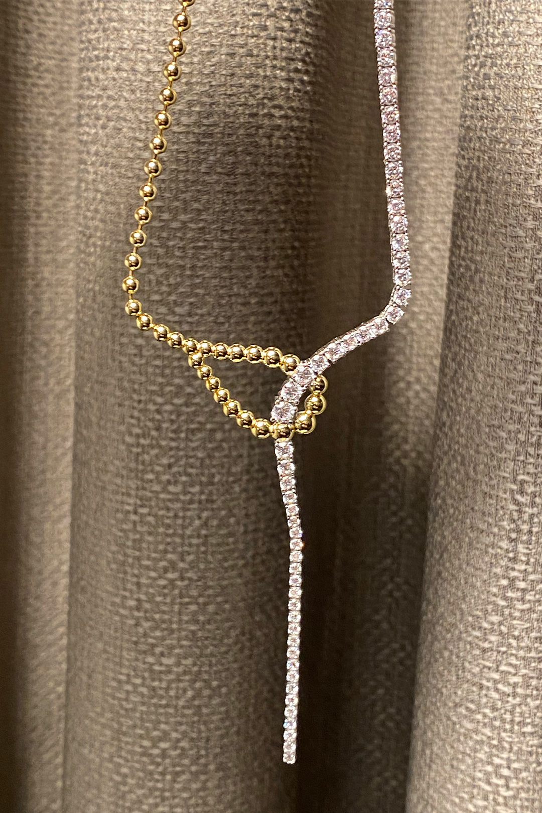 Suyolu Ve Top Zincir Gümüş Kolye