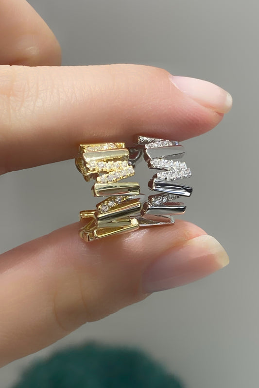 Taşlı Taşsız Çapraz Çubuk Gümüş Halka Küpe