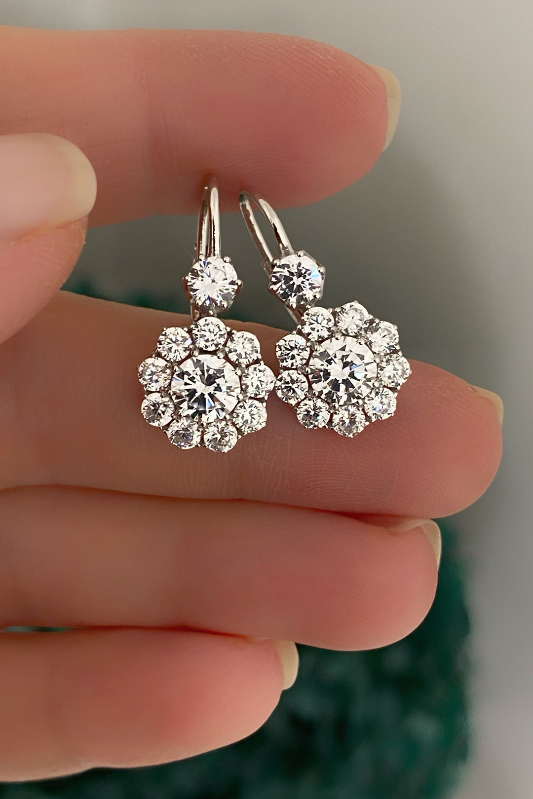 Elmas Montür Çiçek Gümüş Küpe