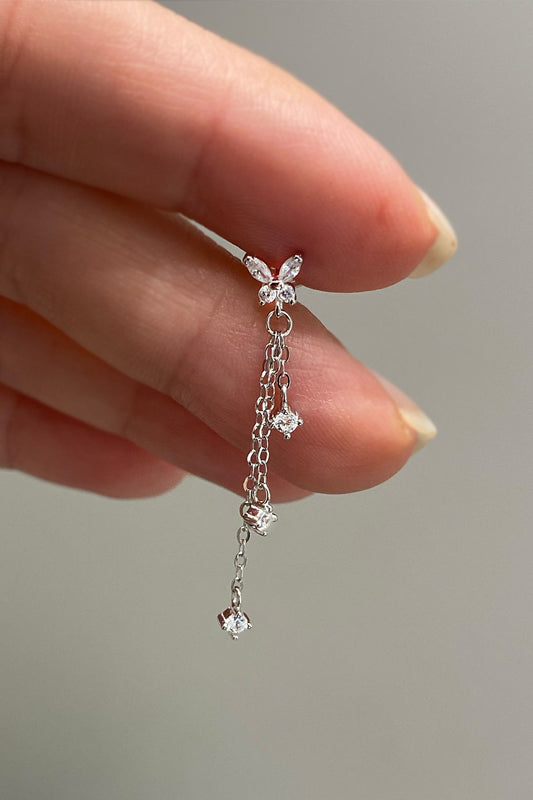 Üç Taş Zincir Sallantılı Kelebek Gümüş Çivili Küpe