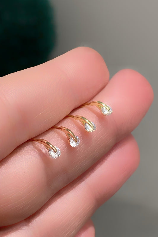 Tektaş Mini Askı Gümüş Çivili Küpe