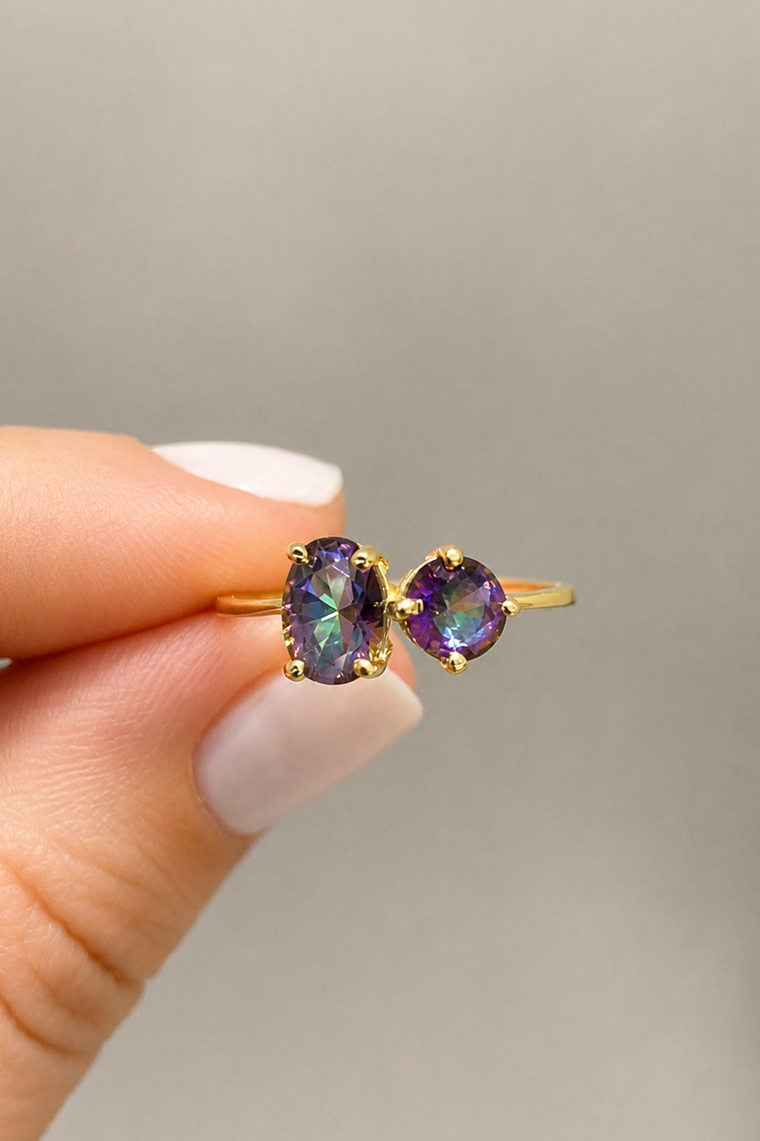 Mistik Topaz Oval Ve Tektaş Gümüş Yüzük