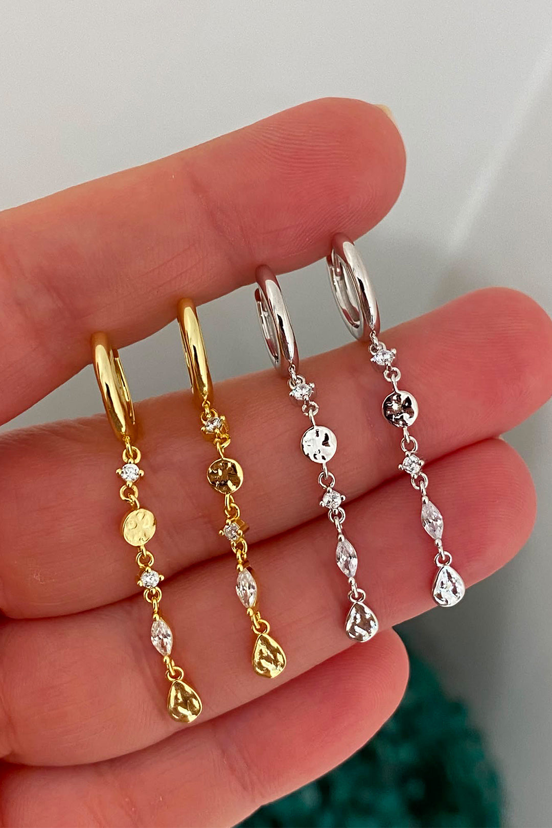 Dövme Desen Ve Mix Taş Sallantılı Gümüş Küpe